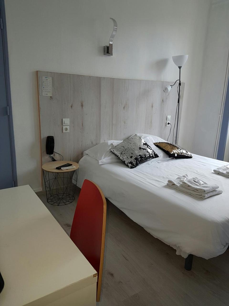 Hotel Gambetta Сен Мало Екстериор снимка