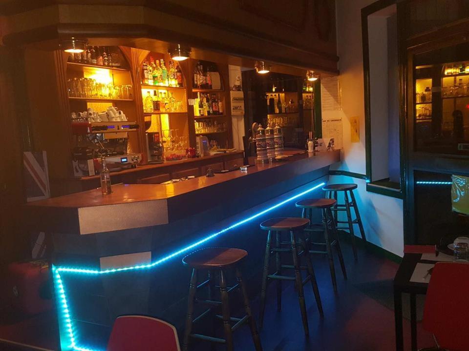 Hotel Gambetta Сен Мало Екстериор снимка